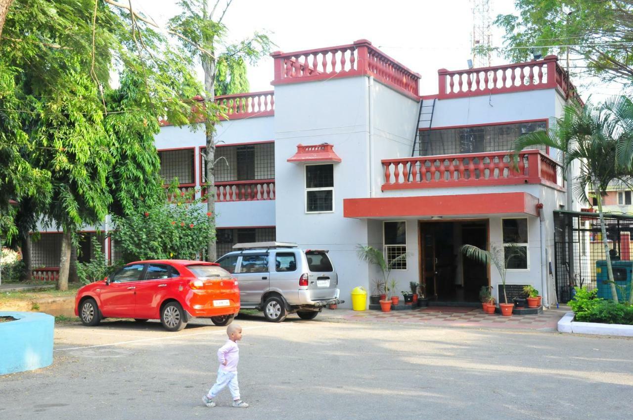 Kstdc Hotel Mayura Velapuri Belur Belur  Extérieur photo